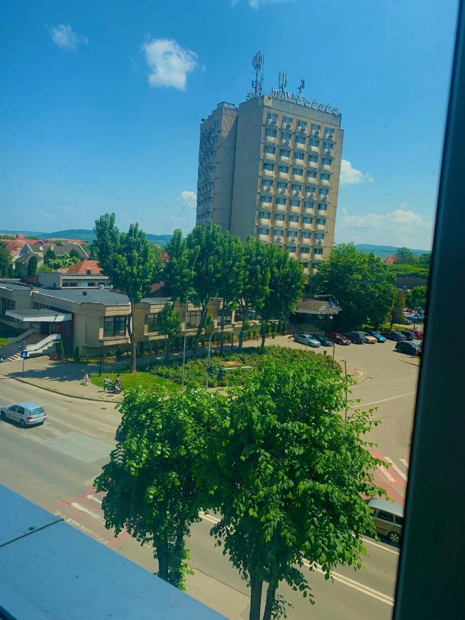 Apartament Carolina Parc Алба-Юлия Экстерьер фото